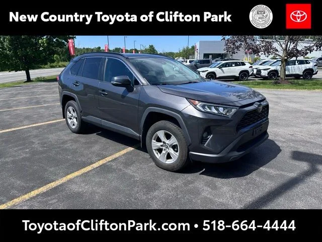 2020 Toyota RAV4 XLE AWD's photo