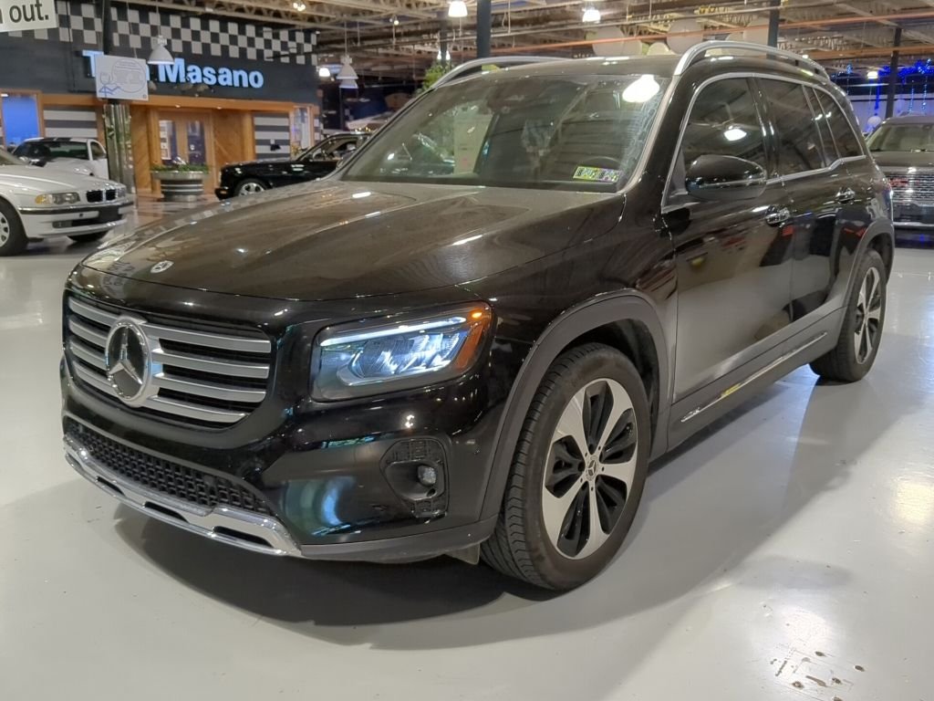 2024 Mercedes-Benz GLB GLB 250 4MATIC's photo