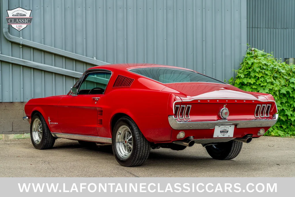 Used 1967 Red Ford GT image 38