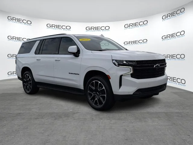 2023 Chevrolet Suburban RST