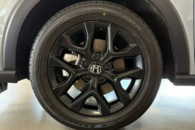 Certified Used 2025 Urban Gray Pearl Honda Sport image 30