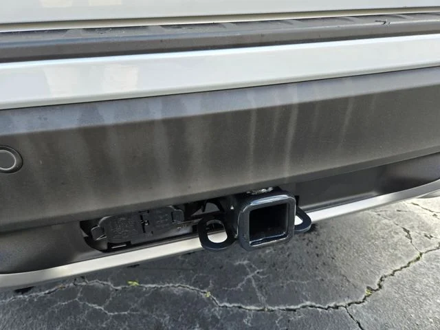 Used 2025 White Ford Platinum image 21