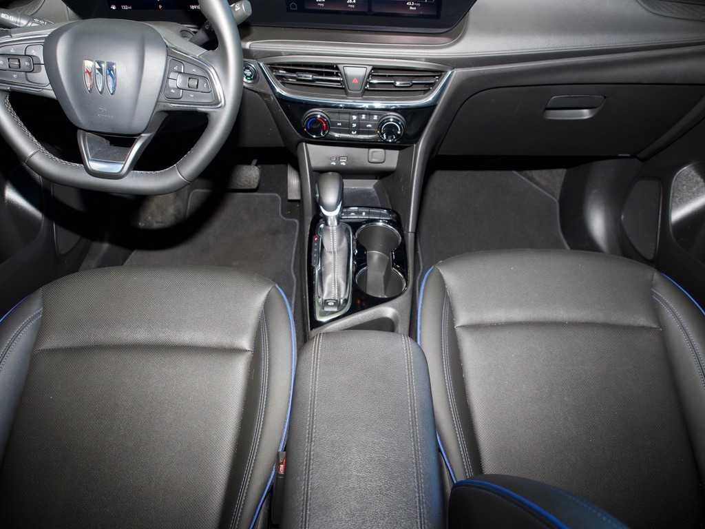 2025 Buick Encore GX Sport Touring - Photo 28