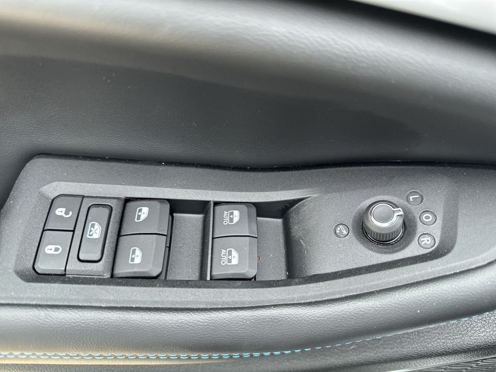 New 2024 Silver Zynith Jeep Trailhawk 4xe image 19
