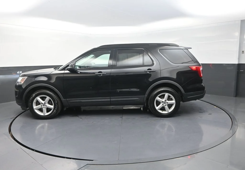 Used 2018 Black Ford Base image 6