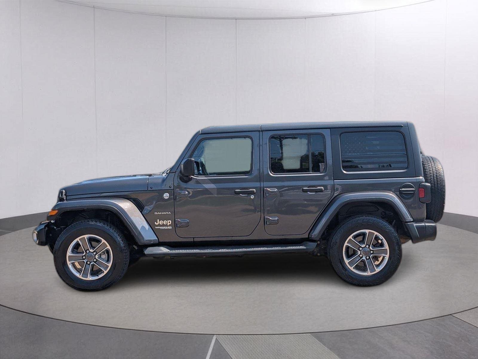 Used 2020 Granite Crystal Metallic Clearcoat Jeep North Edition image 2