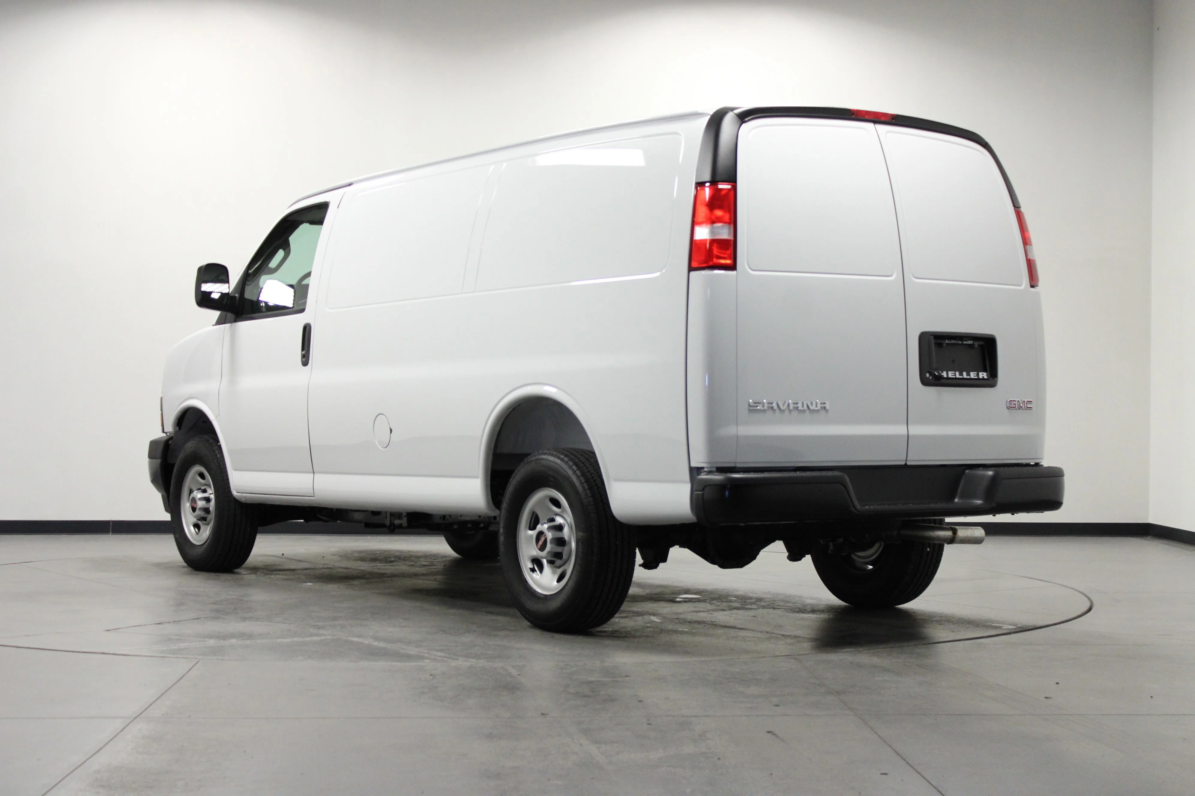 New 2026 Summit White GMC Work Van image 6