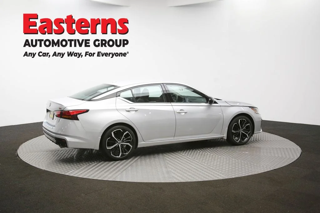 Used 2023 Silver Nissan 2.5 SR image 39