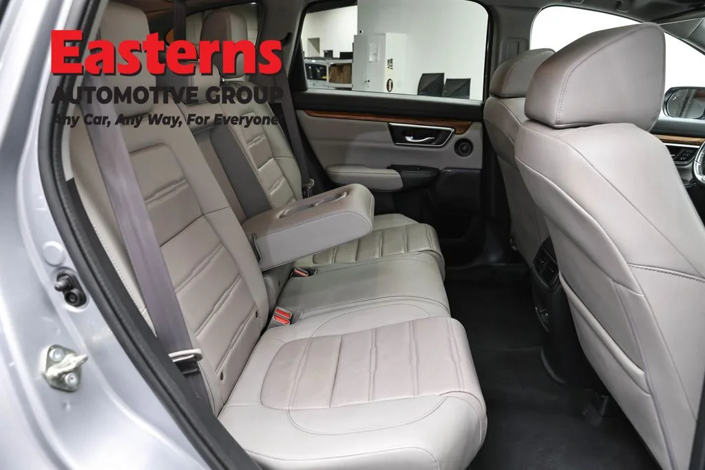 Used 2019 Silver Honda EX-L image 23
