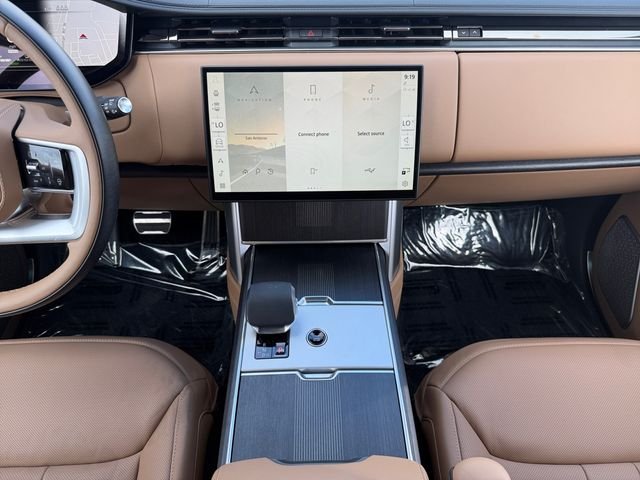 New 2026 Santorini Black Land Rover Autobiography image 15