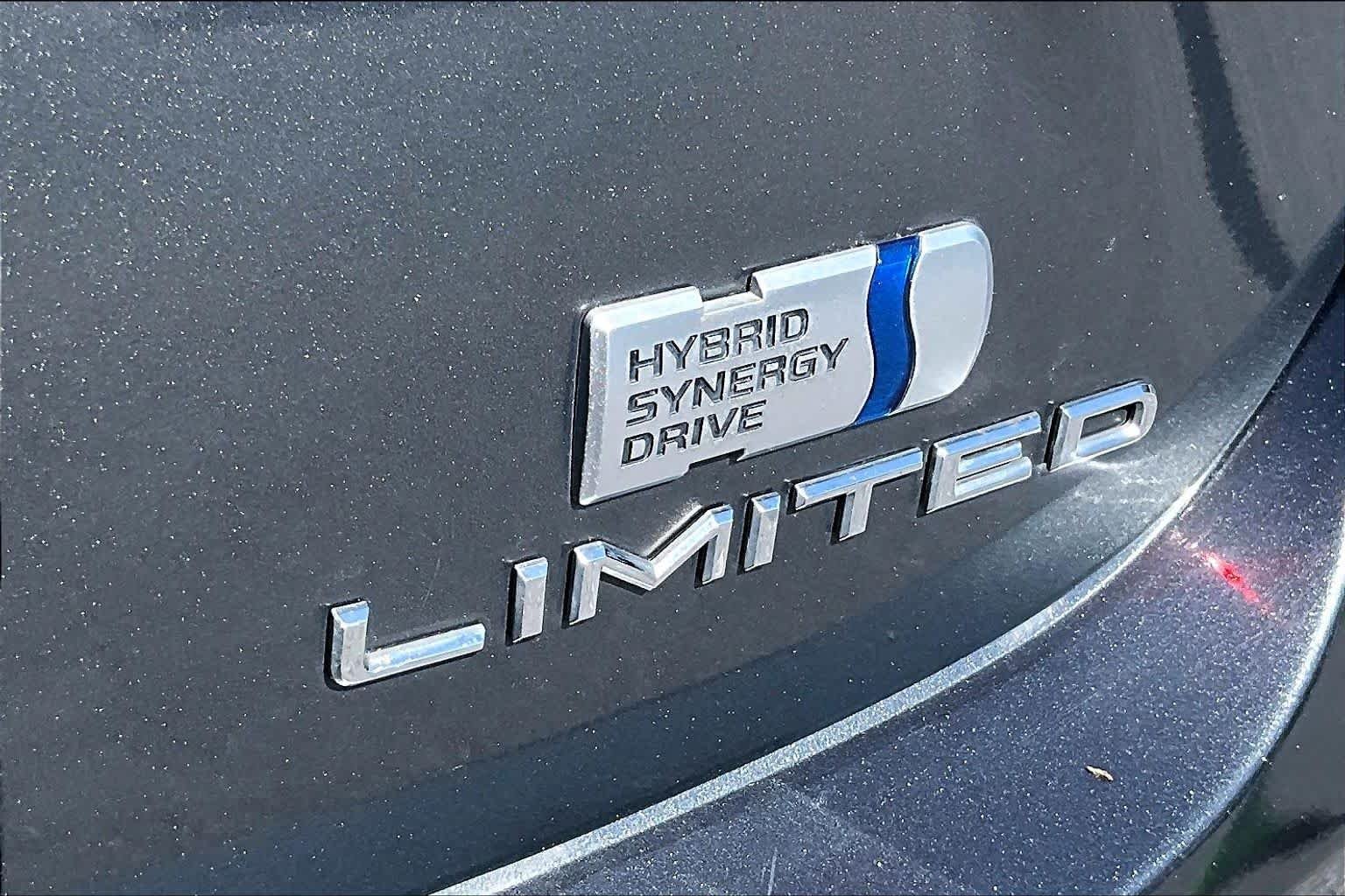 Used 2017 Magnetic Gray Metallic Toyota Hybrid Limited image 10