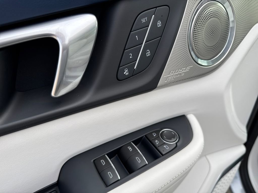 New 2026 Moonstone Gray Metallic Buick Avenir image 21