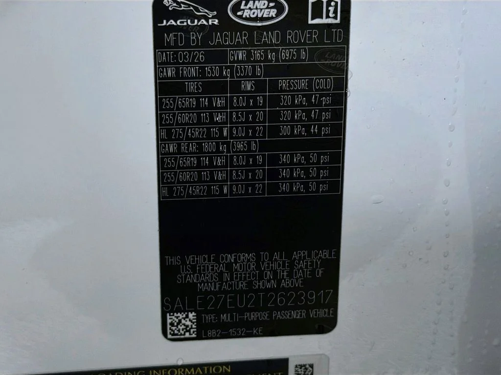 New 2026 Fuji White Land Rover X-Dynamic SE image 34