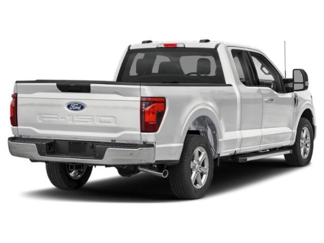 New 2026 Oxford White Ford XLT image 2