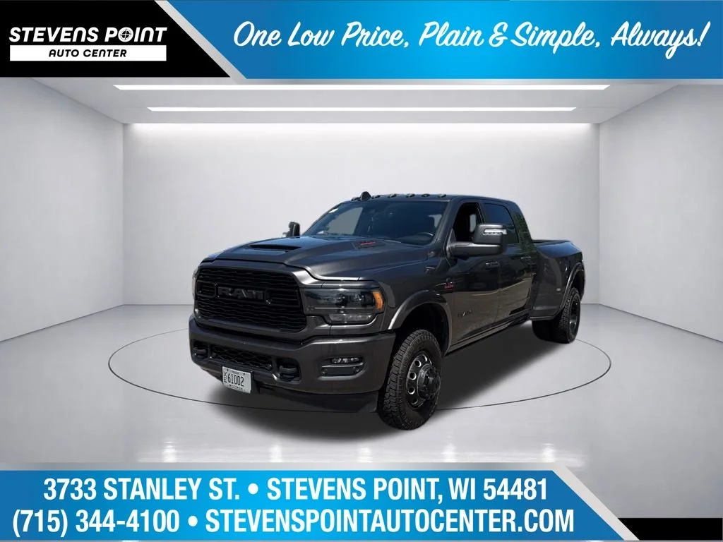 Used 2023 Granite Crystal Metallic Clearcoat Ram Limited image 1