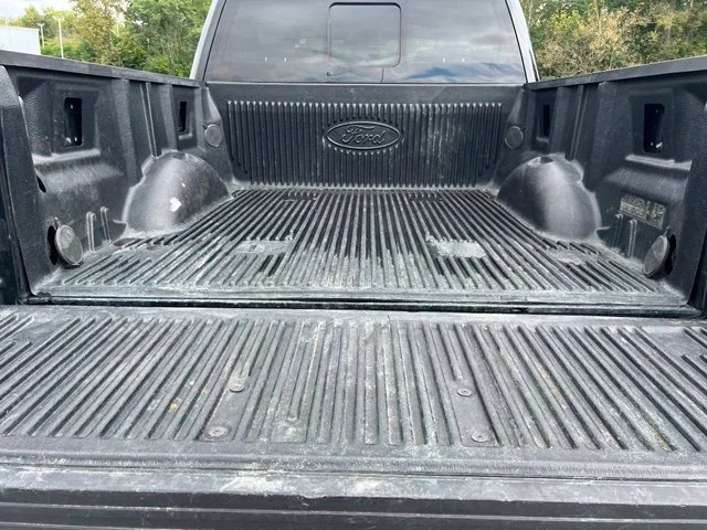 Used 2018 Black Ford XLT image 19