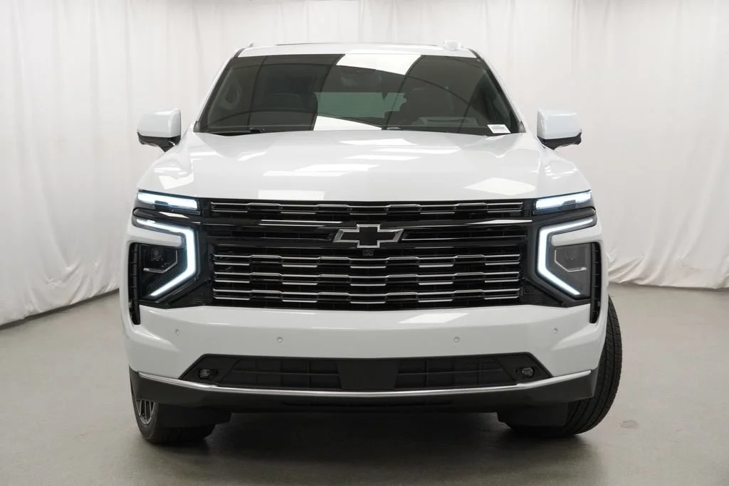 New 2026 Polar White Tricoat Chevrolet High Country image 38