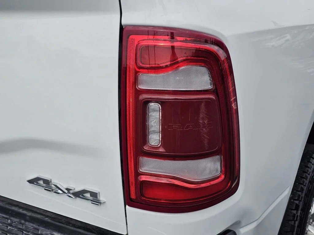 Used 2024  Ram Laramie image 11