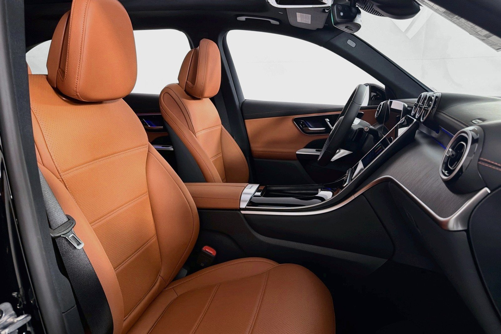 New 2027 Black Mercedes-Benz GLC 300 SUV image 6