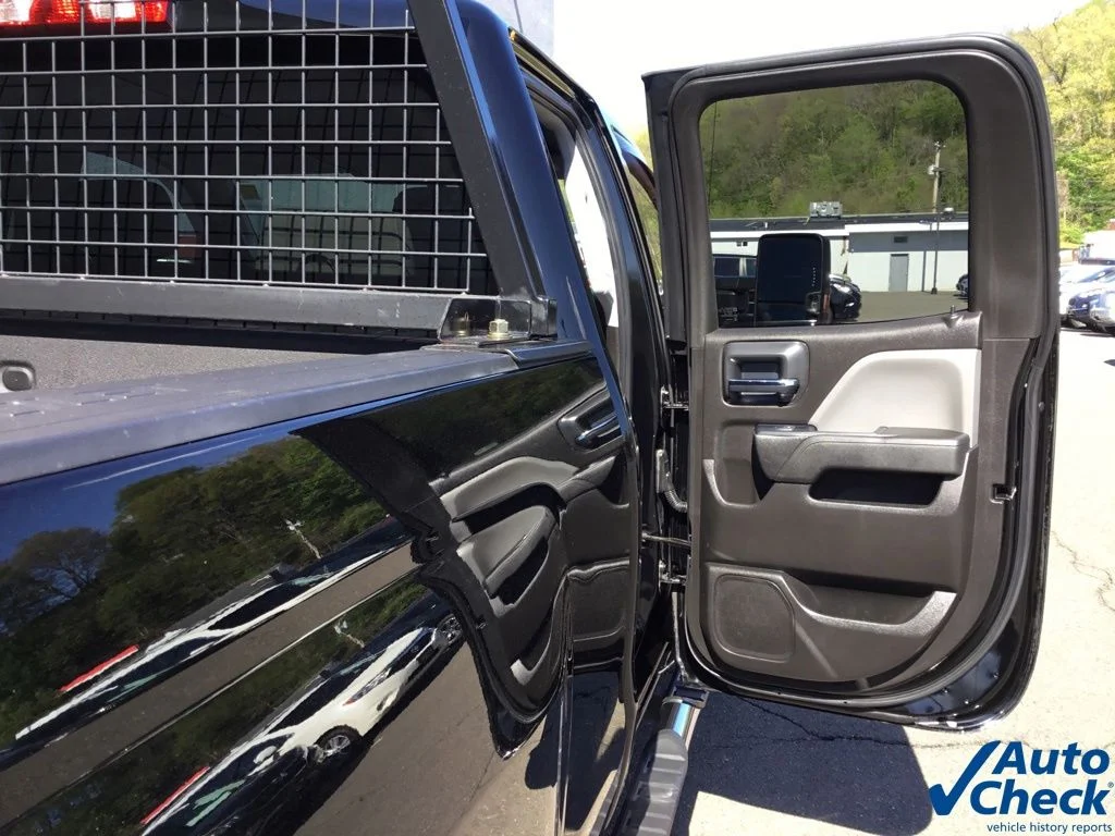 Used 2018 Black Chevrolet Work Truck image 38