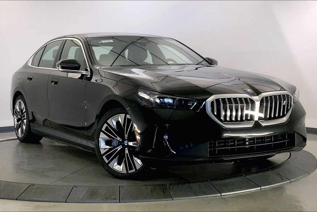 New 2026 Black Sapphire Metallic BMW xDrive40 image 11