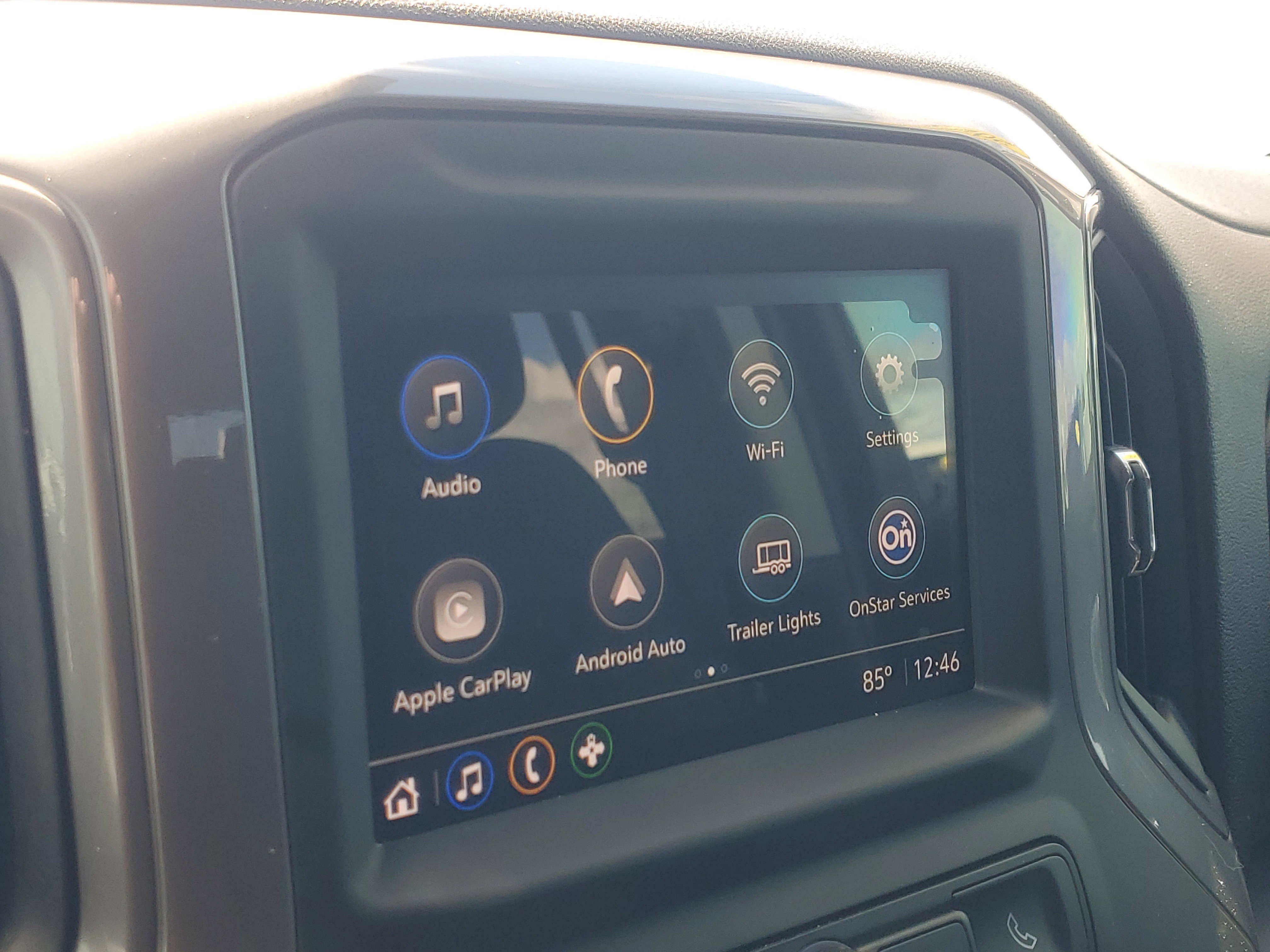 Used 2022 Summit White Chevrolet Custom image 23