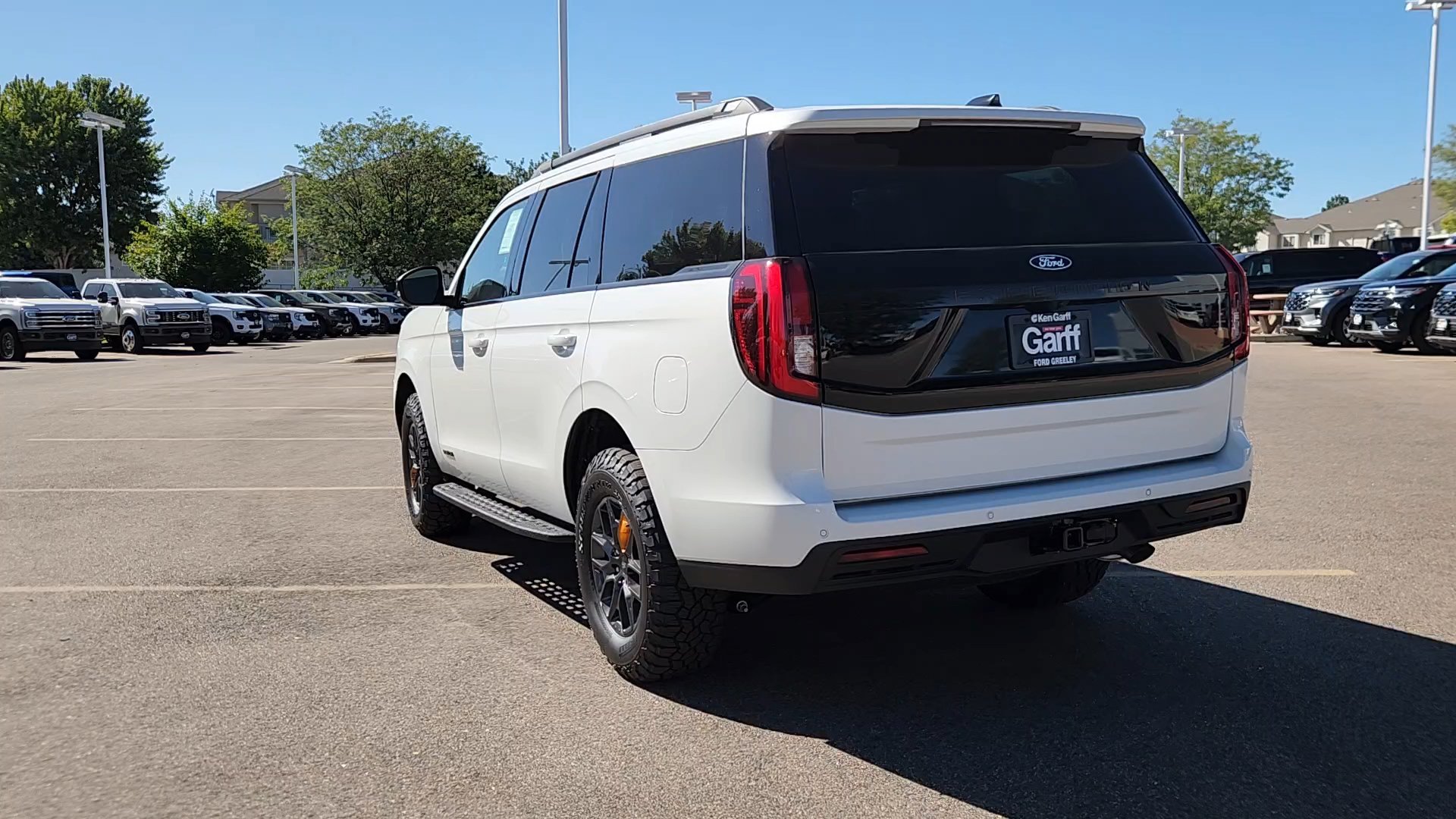 New 2027 Star White Metallic Tri-Coat Ford Tremor image 19