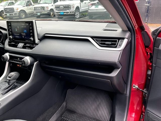 Used 2021 Red Toyota XLE image 17