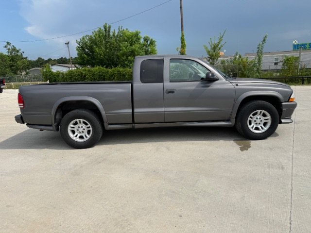 Used 2003 Gray Dodge Sport image 6