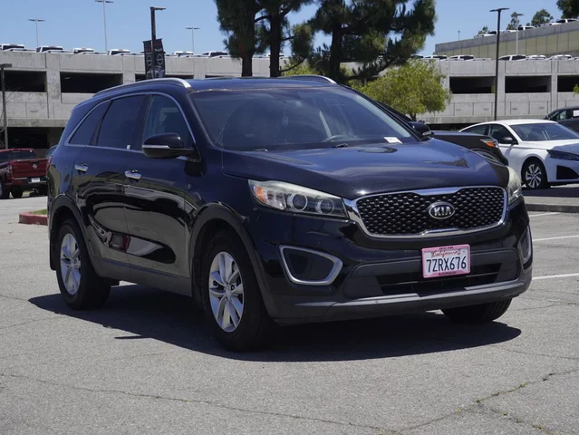 2017 Kia Sorento LX