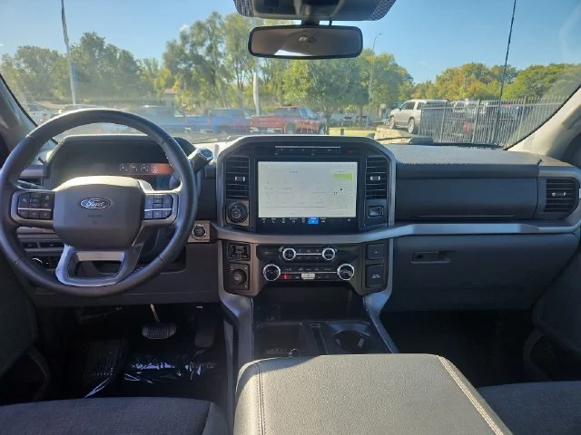 Used 2024 Black Ford XLT image 13