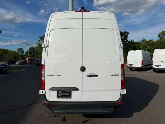 New 2026 Arctic White Mercedes-Benz Cargo 144 WB image 6