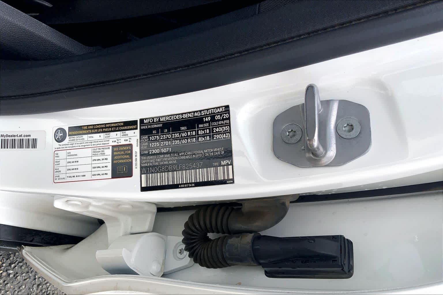 Used 2020 designo Diamond White Metallic Mercedes-Benz GLC 300 image 37