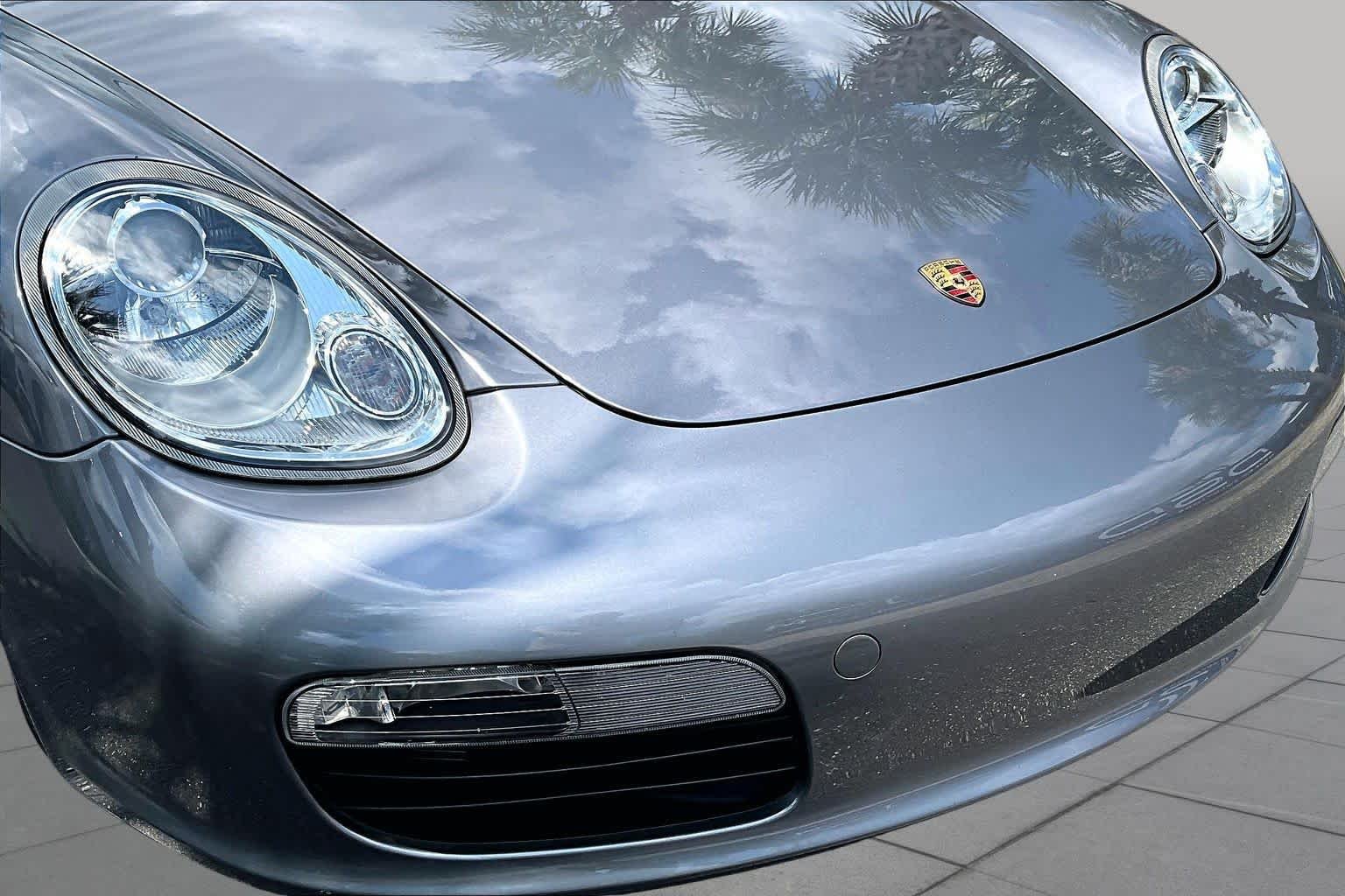 Used 2005 GRAY Porsche  image 32