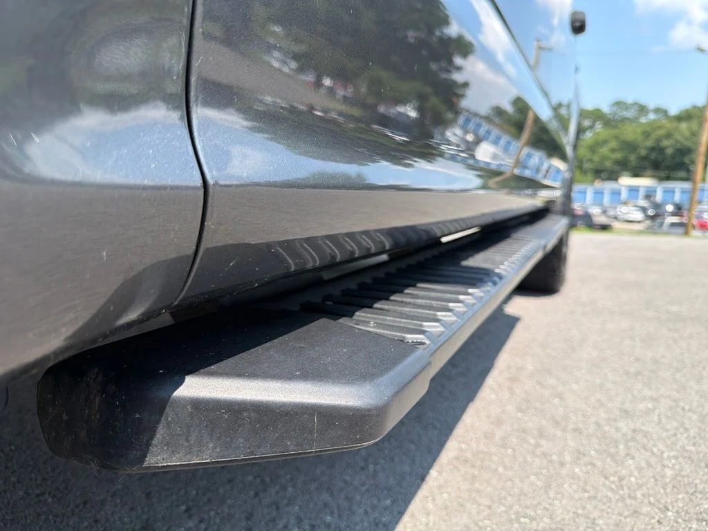 Used 2018 Gray Ford XL image 15