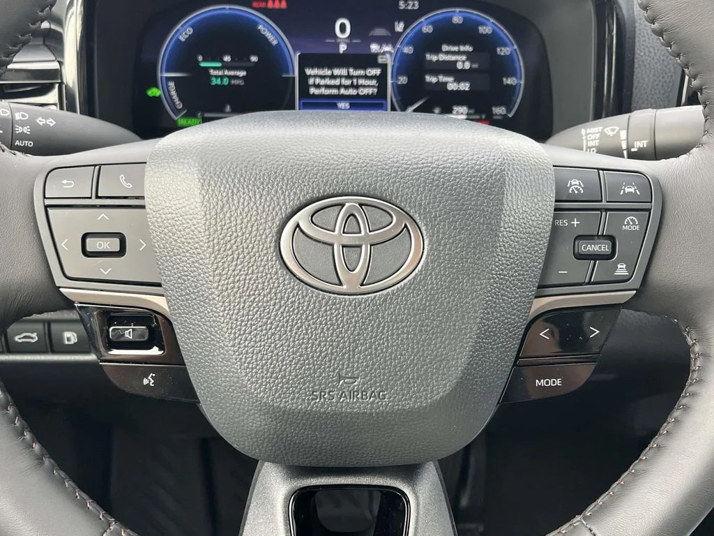 2026 Toyota Camry XLE - Photo 15