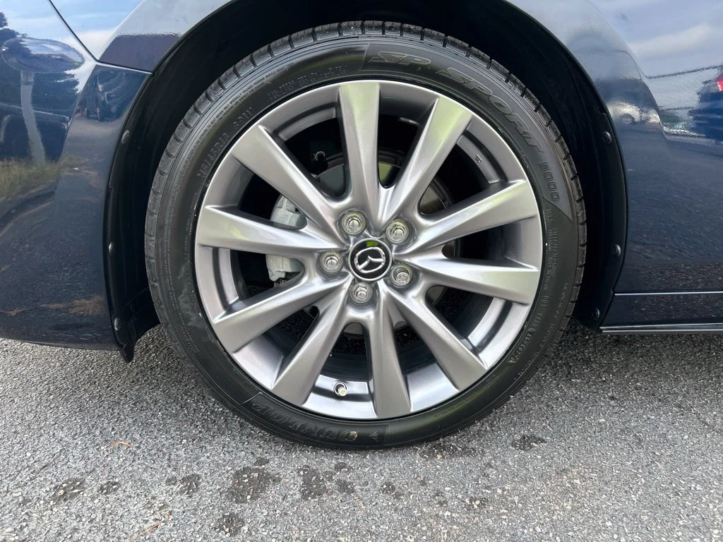 Used 2021 Blue Mazda Preferred image 12