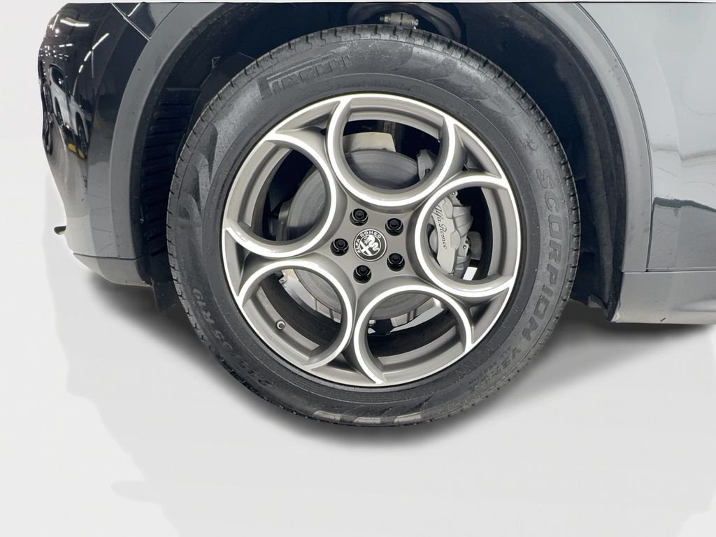 2025 Alfa Romeo Stelvio Base - Photo 11