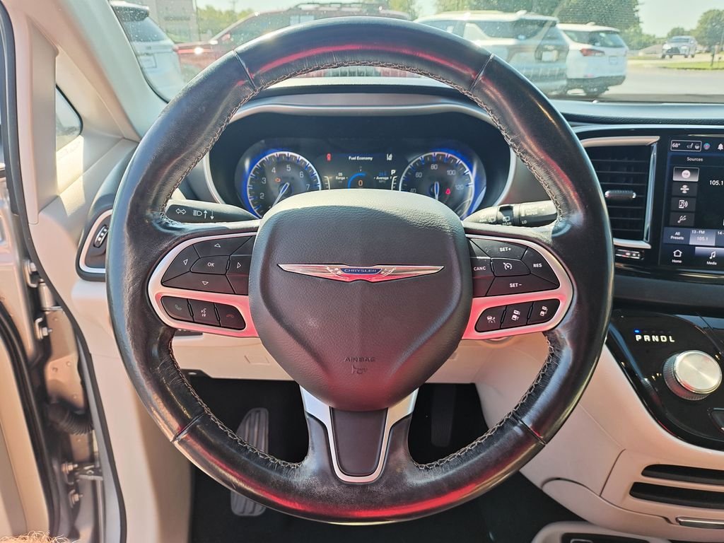 2021 Chrysler Pacifica Touring L - Photo 17