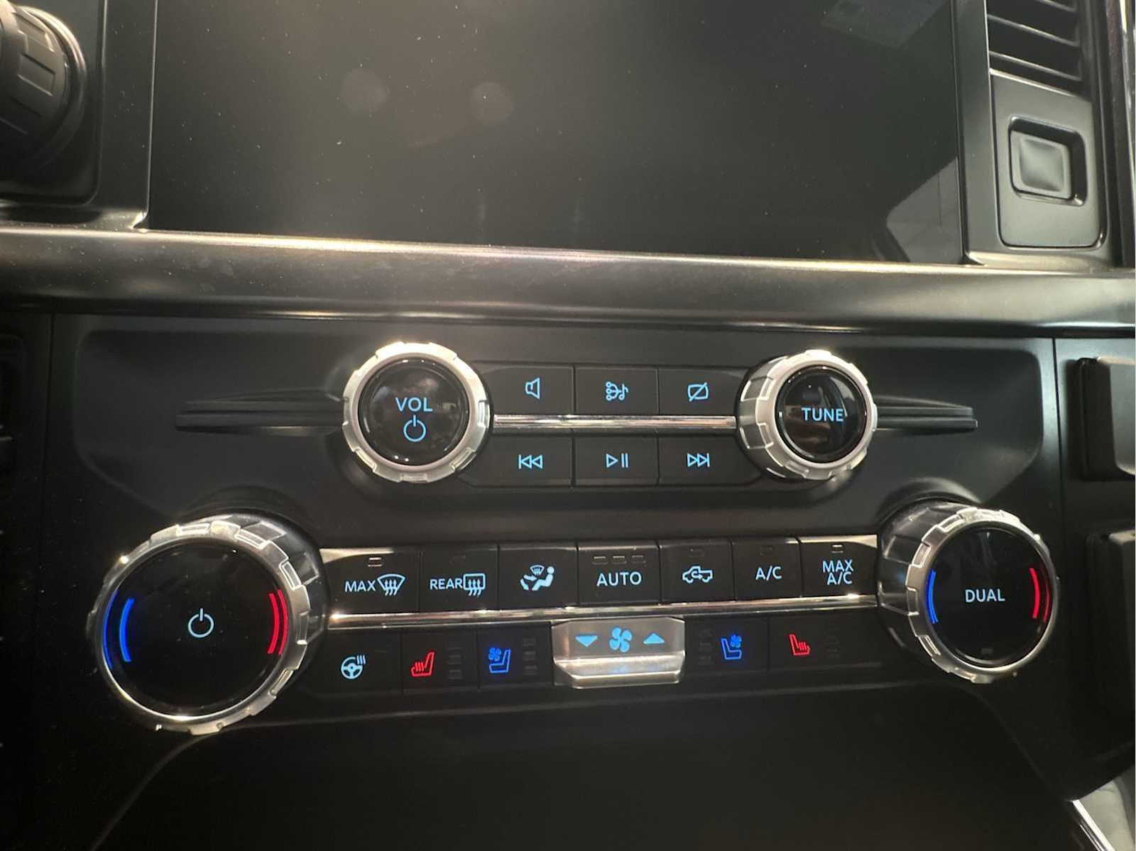 Used 2023 Oxford White Ford LARIAT image 10