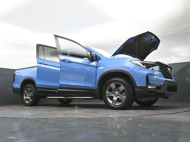 Used 2024  Honda TrailSport image 34