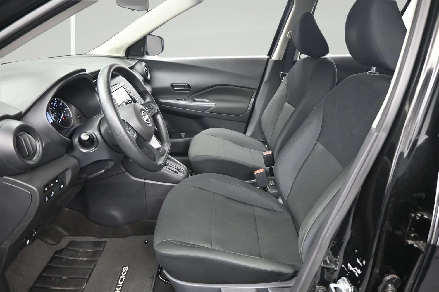 Certified Used 2025 Super Black Nissan S image 9