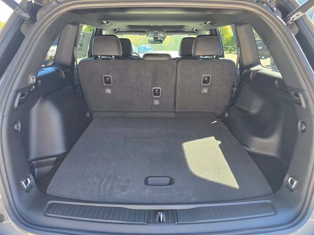 New 2027 Gray Jeep Laredo X image 13
