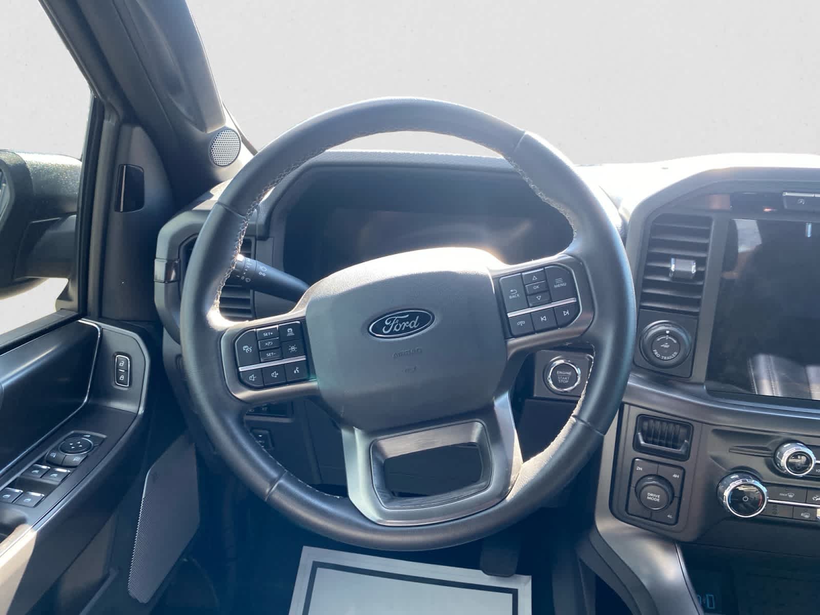 Used 2024 Antimatter Blue Ford XLT image 17