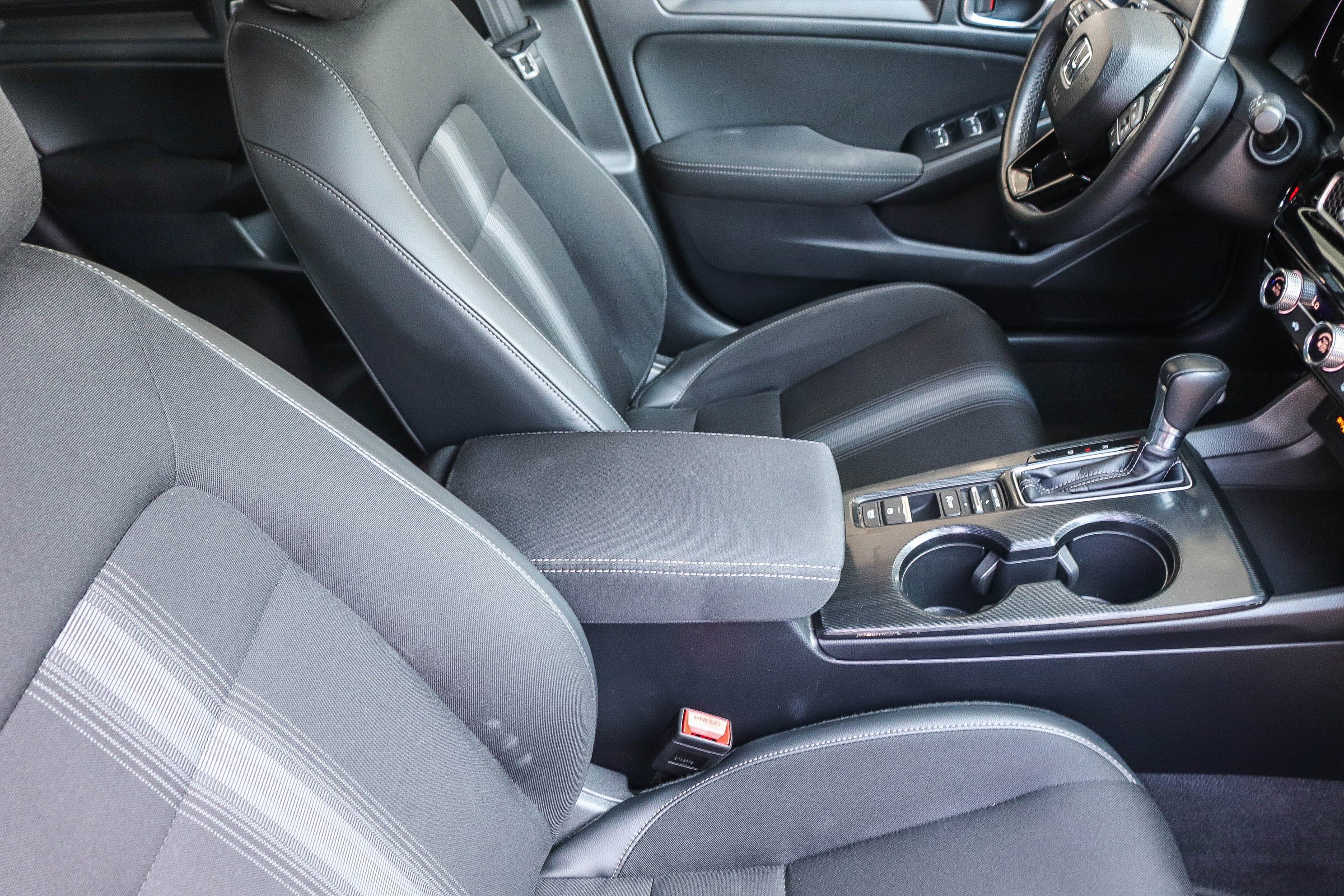 2023 Honda Civic Hatchback Sport - Photo 18