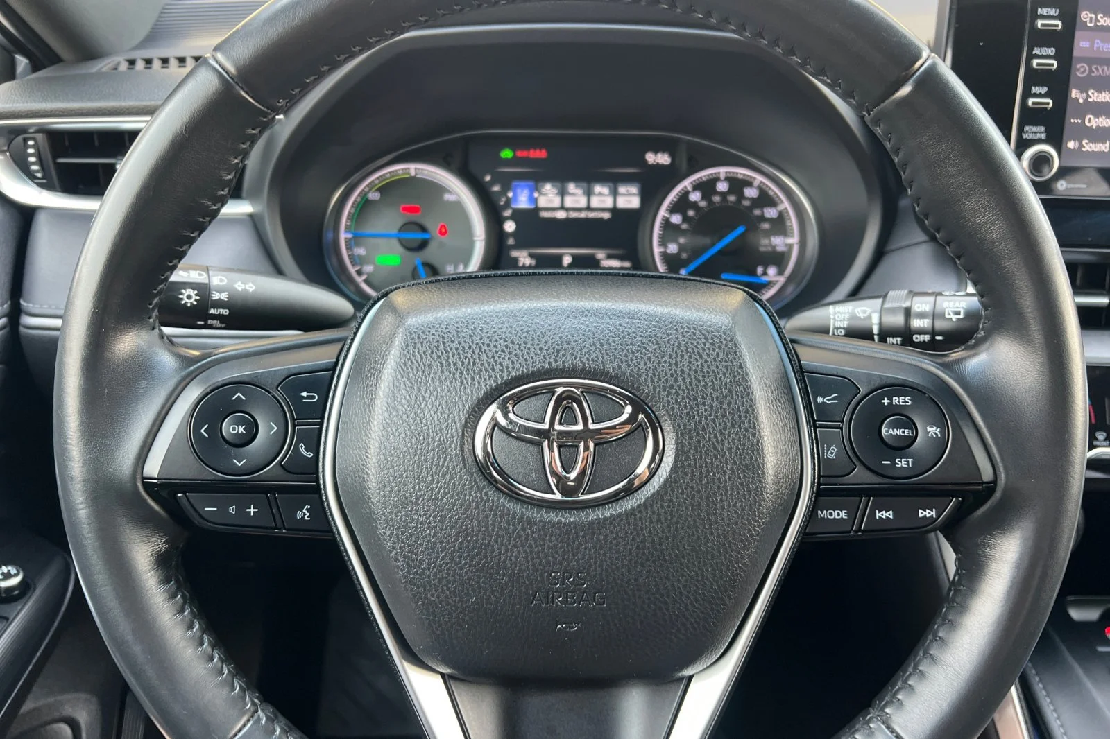 Used 2021 Coastal Gray Metallic Toyota XLE image 24