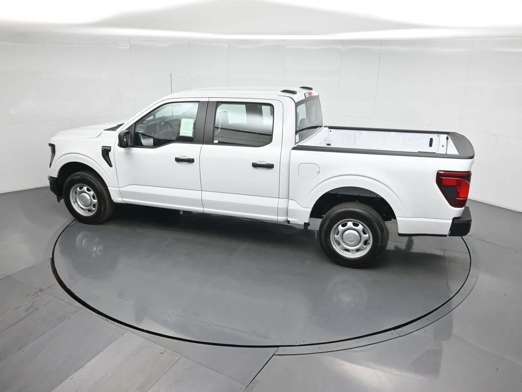 New 2026 Oxford White Ford XL image 39