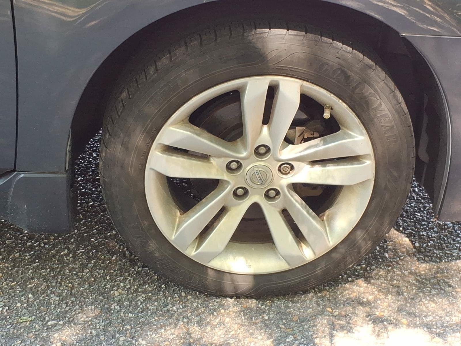 Used 2012 Navy Blue Metallic Nissan 2.5 S image 5