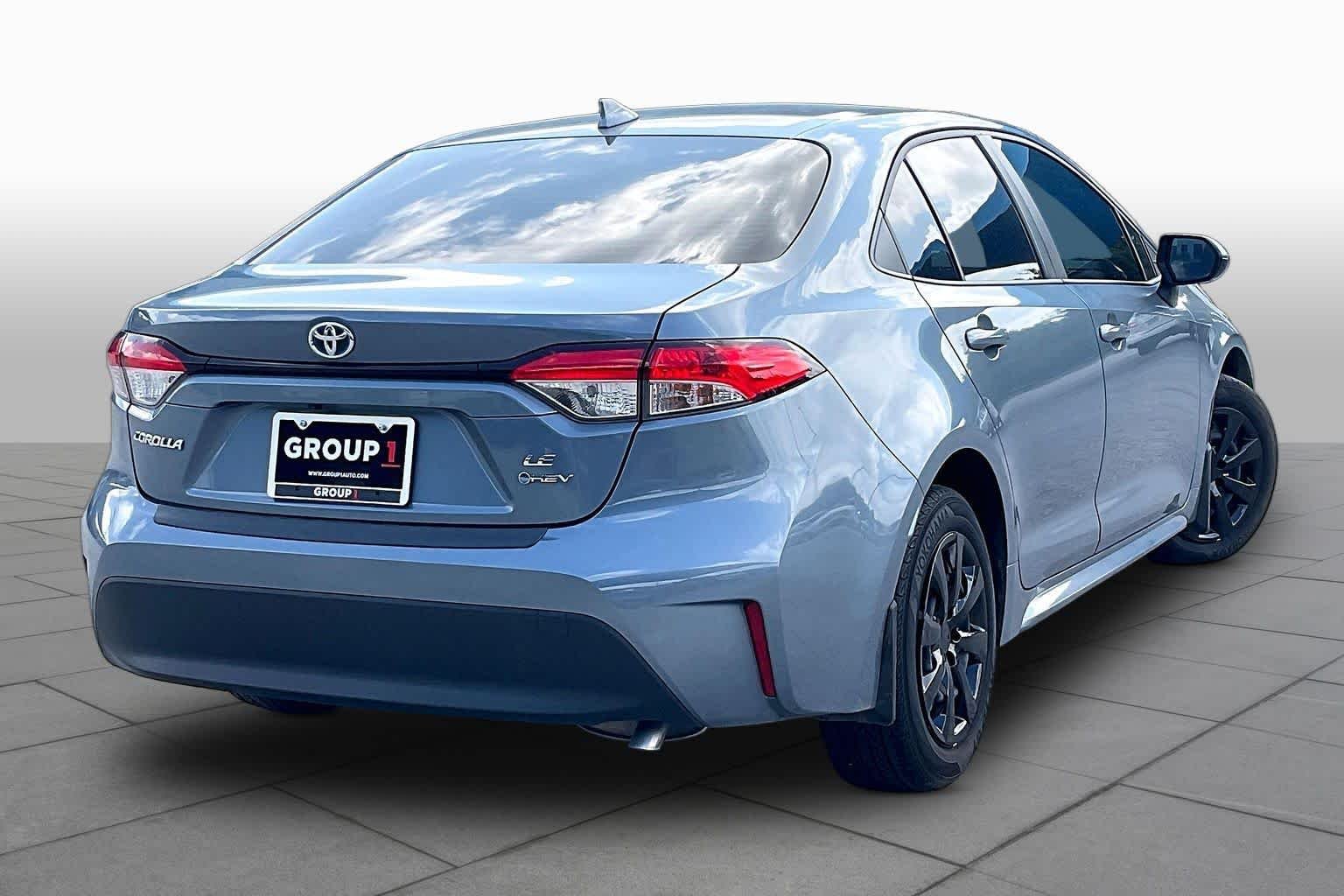 Used 2025 Celestite Toyota Hybrid LE image 25