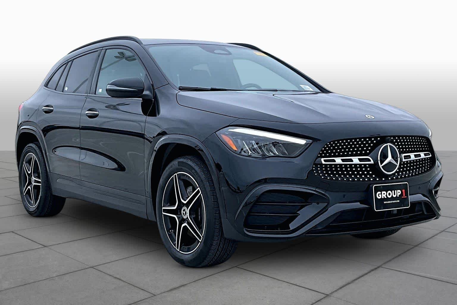Used 2025 Night Black Mercedes-Benz GLA 250 image 3